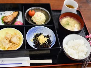 千代の里お食事